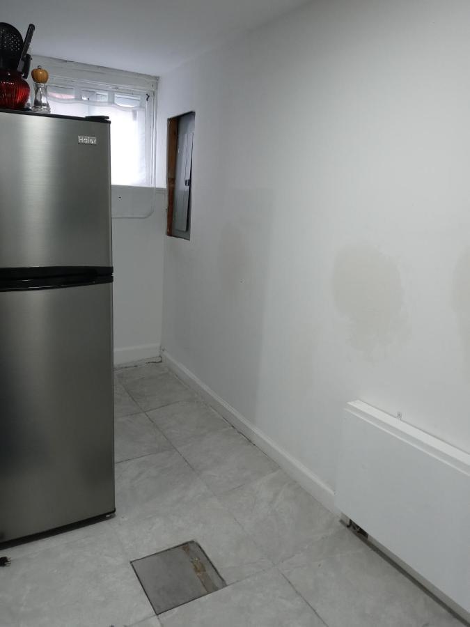 "Cozy Basement Retreat Just 40 Minutes To Nyc!" Apartman Irvington Kültér fotó