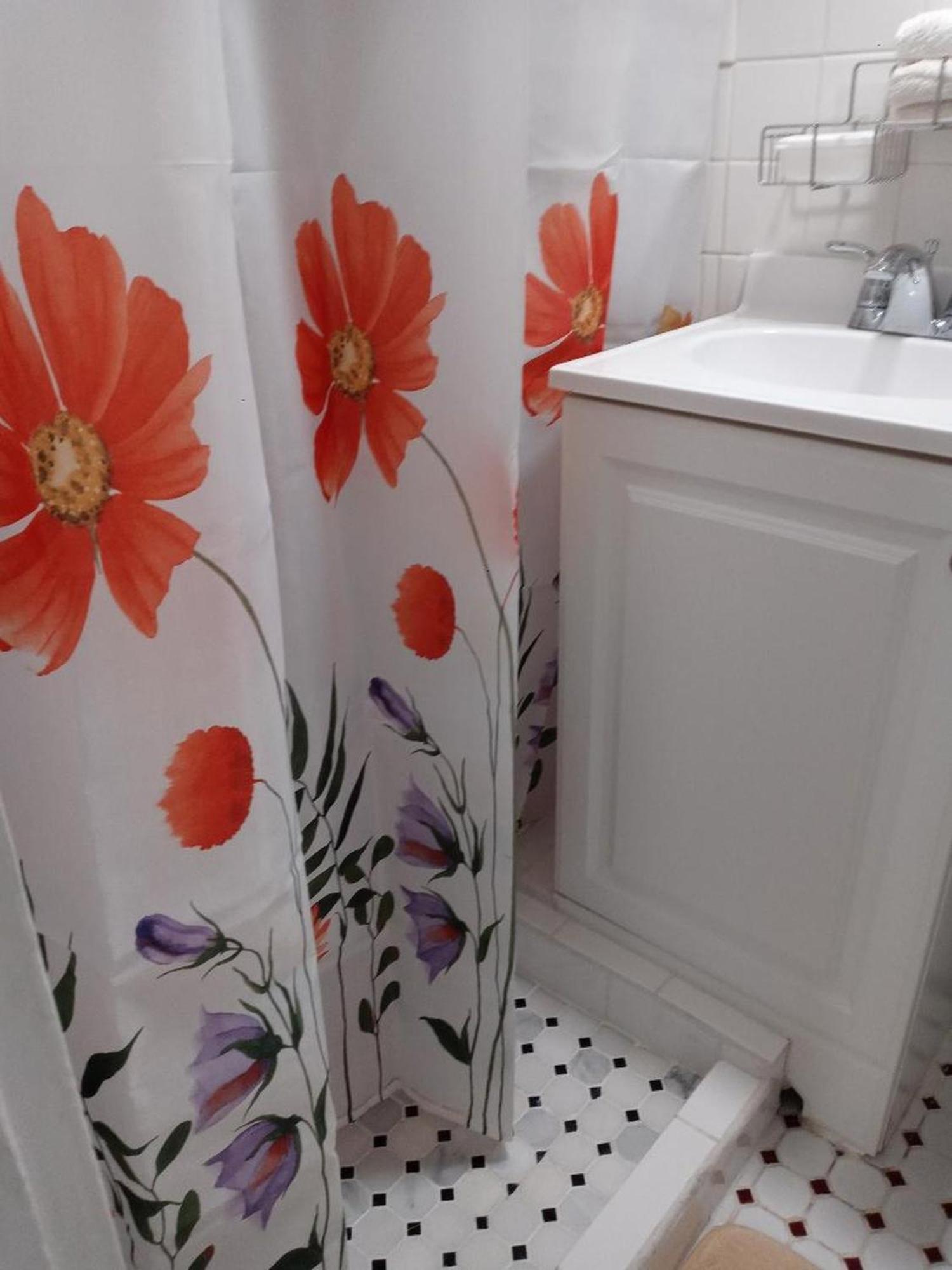 "Cozy Basement Retreat Just 40 Minutes To Nyc!" Apartman Irvington Kültér fotó