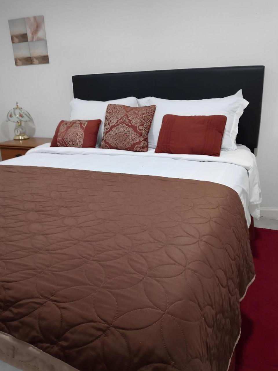"Cozy Basement Retreat Just 40 Minutes To Nyc!" Apartman Irvington Kültér fotó