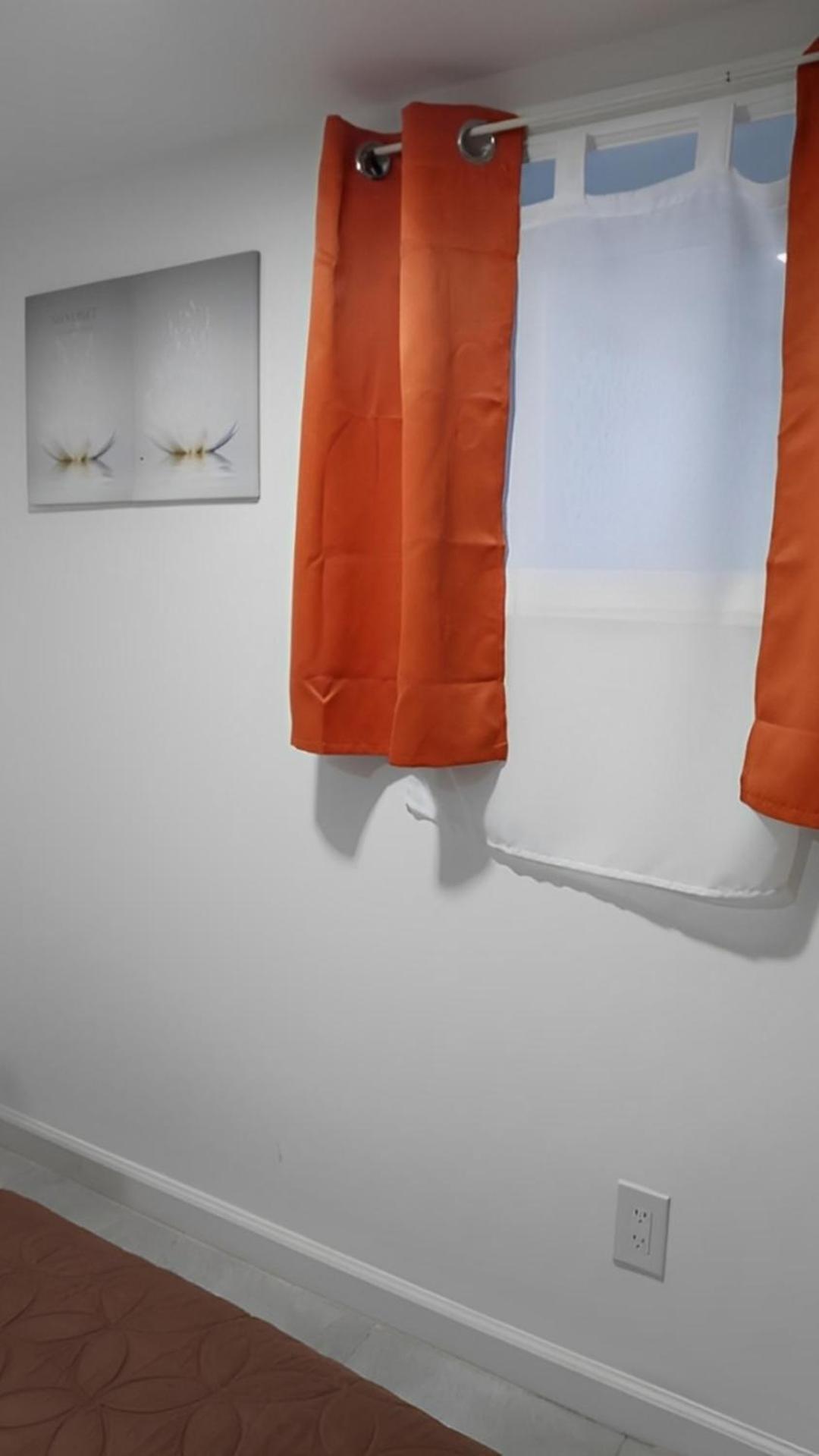 "Cozy Basement Retreat Just 40 Minutes To Nyc!" Apartman Irvington Kültér fotó