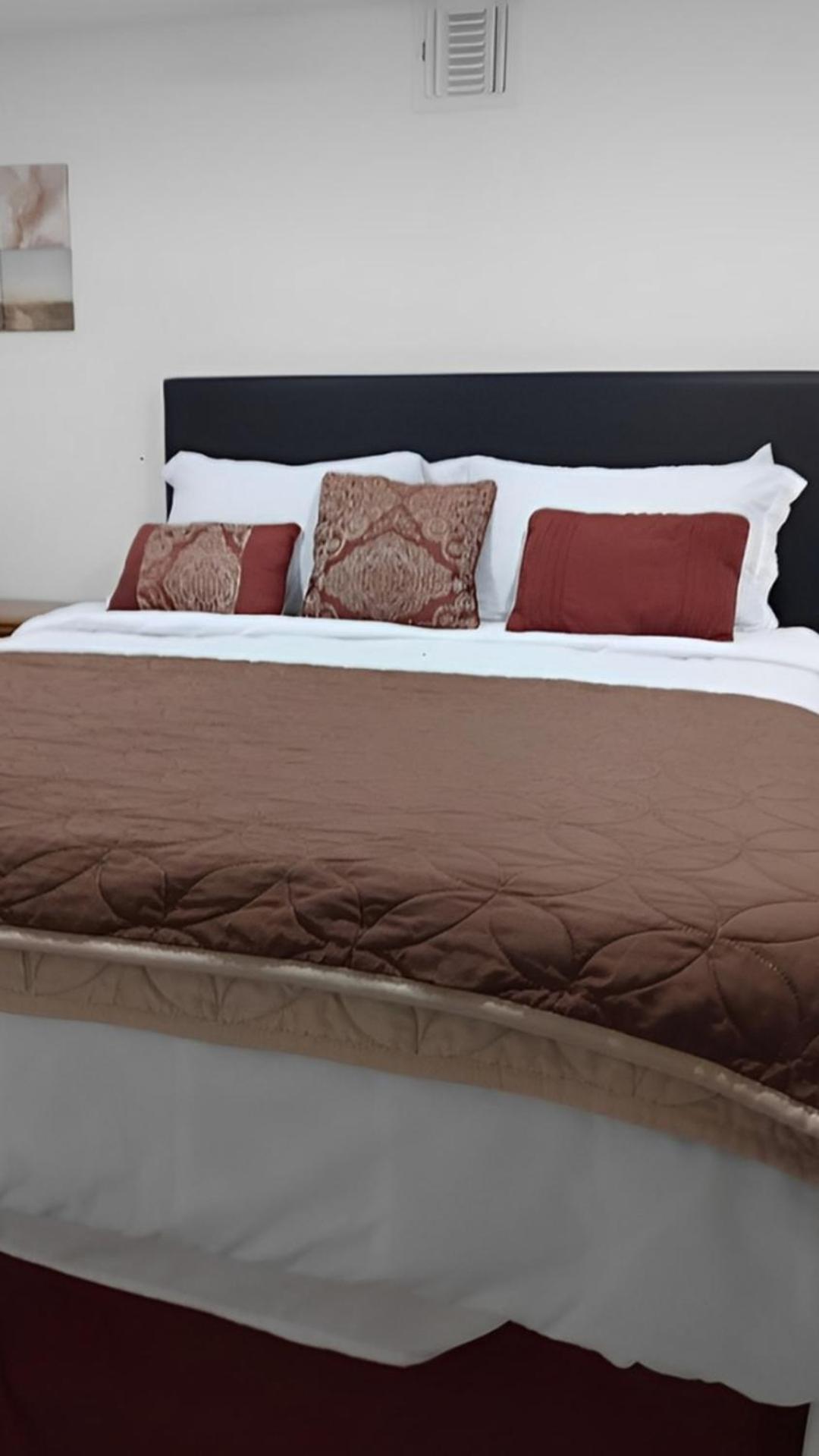 "Cozy Basement Retreat Just 40 Minutes To Nyc!" Apartman Irvington Kültér fotó